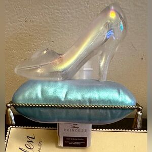 Bath & Body Works 2025 Disney Cinderella Glass Slipper on Blue Pillow